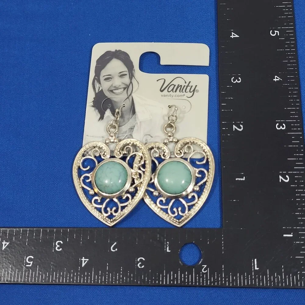 Heart-Shaped Vanity Earrings With‎ Faux Turquoise Stone & Filigree Design
